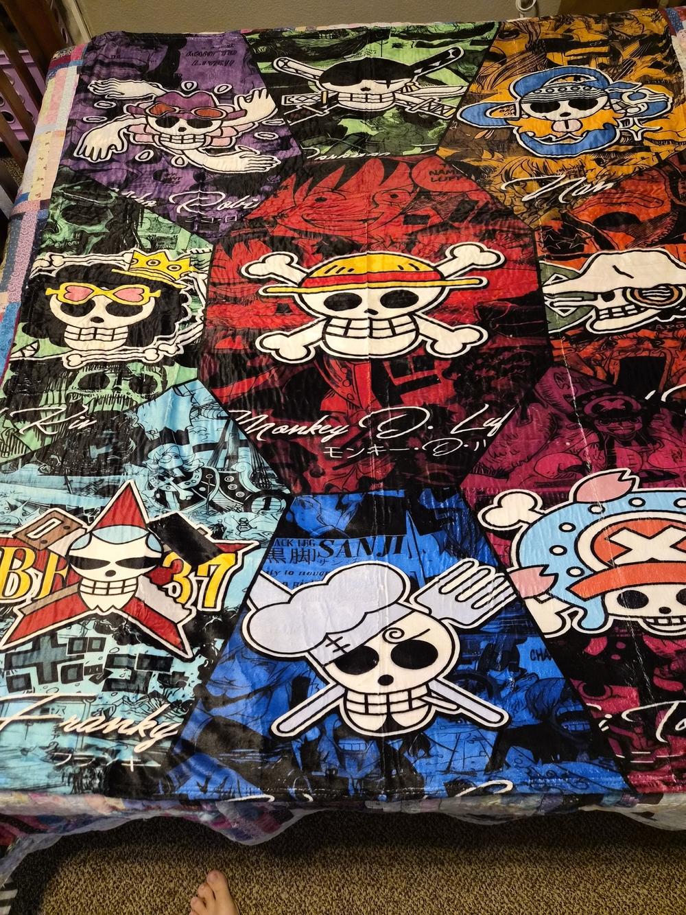 Onepiece Skull Throw Blanket - NEW